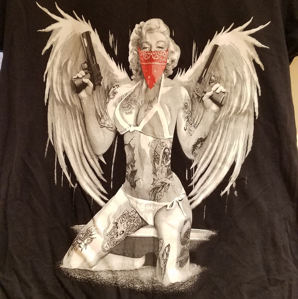Ladies black tee shirt